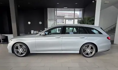 Mercedes-Benz E 220 2017 - 25900 EUR, 118393 km - foto 3 de 29