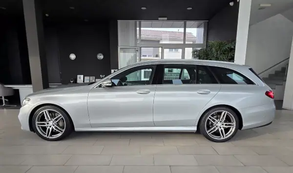 Mercedes-Benz E 220 d AMG Line 2017 Diesel