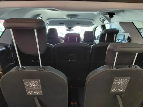 Peugeot 5008 2019 - 12900 EUR, 128000 km - AUTO.MOTO.pt - 128000km - foto 7 de 21