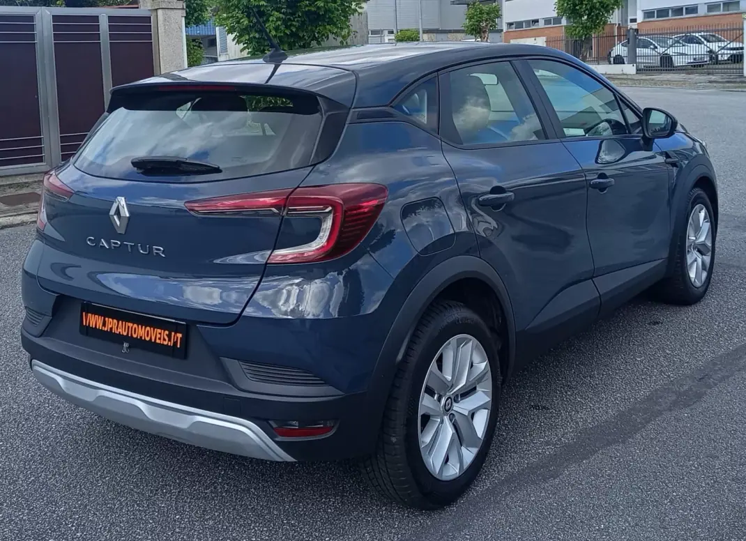 Renault Captur 2022 - 13990 EUR, 134500 km - AUTO.MOTO.pt - 134500km - foto 7 de 16