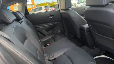 Nissan Qashqai 2010 - 7300 EUR, 173000 km - AUTO.MOTO.pt - 173000km - foto 15 de 18