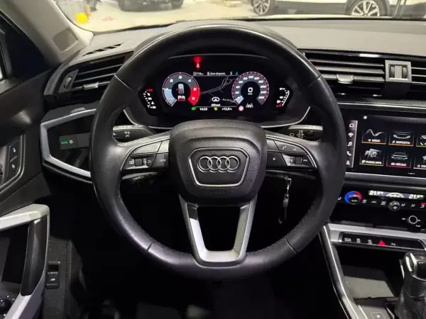 Audi Q3 Sportback 2022 - 39990 EUR, 99000 km - AUTO.MOTO.pt - 99000km - foto 17 de 30