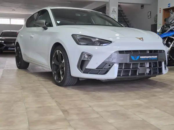 Cupra Leon 2025 - 35000 EUR, 26000 km - AUTO.MOTO.pt - 26000km - foto 4 de 42