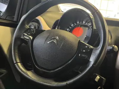 Citroën C1 2018 - 11990 EUR, 30000 km - AUTO.MOTO.pt - 30000km - foto 16 de 50