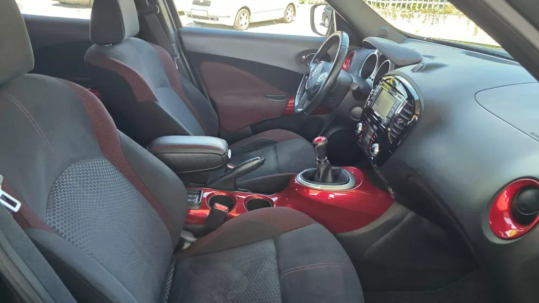 Nissan Juke 2015 - 12990 EUR, 142000 km - AUTO.MOTO.pt - 142000km - foto 22 de 30