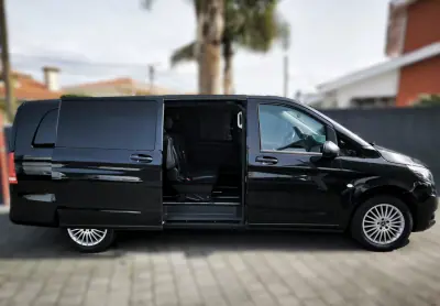 Mercedes-Benz Vito Tourer 2022 - 45950 EUR, 95000 km - AUTO.MOTO.pt - 95000km - foto 3 de 36