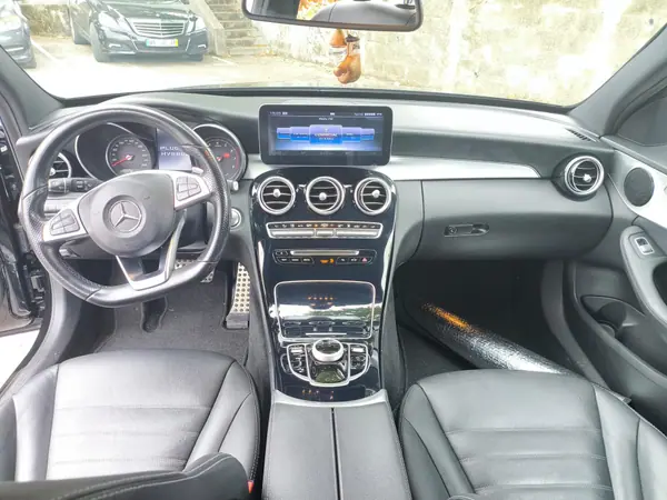 Mercedes-Benz C 350 2016 - 18900 EUR, 140500 km - 140500km - foto 10 de 15