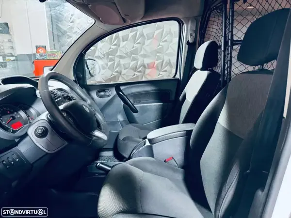Renault Kangoo 1.5 dCi Confort S/S 2019 - 9990 EUR, 116502 km - AUTO.MOTO.pt - 116502km - foto 11 de 30