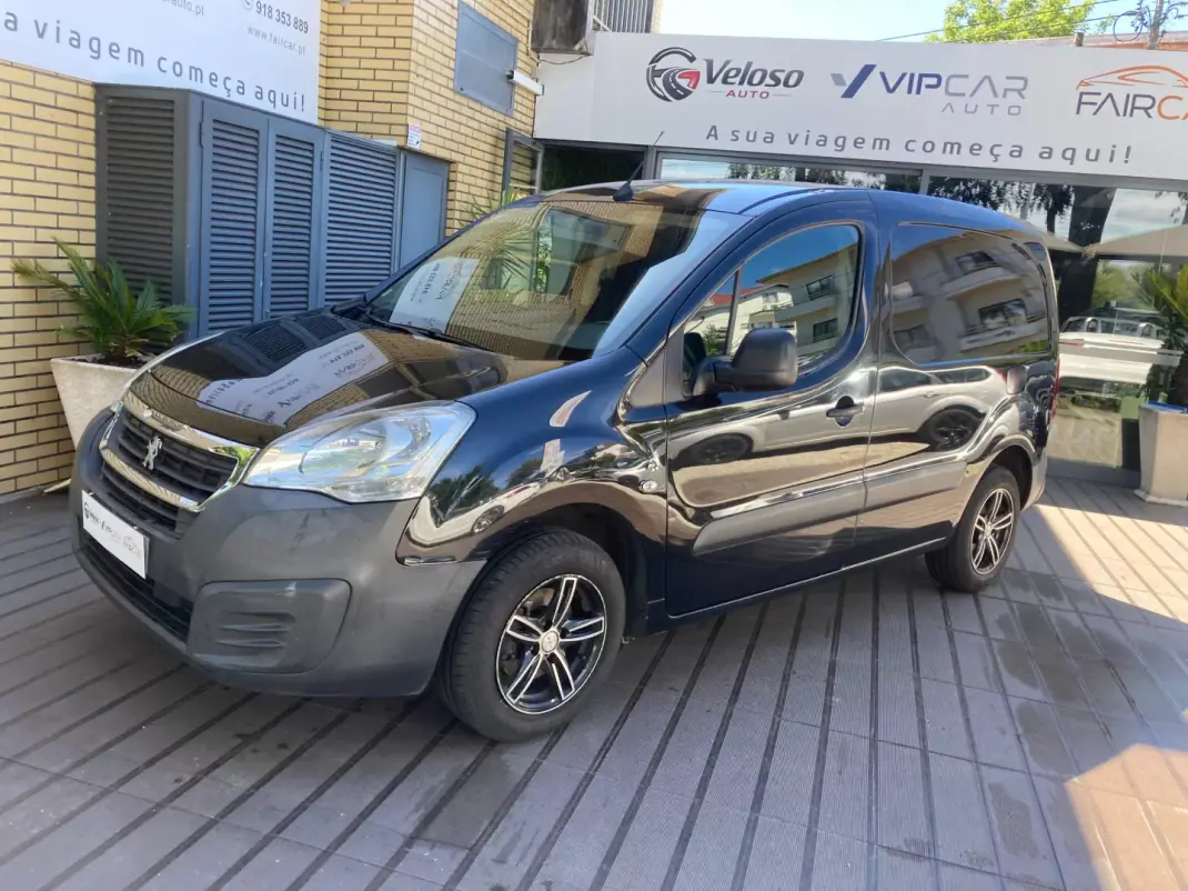 Peugeot PARTNER 1.6 BHDI L1 PRO 2017 - 9250 EUR, 164900 km - AUTO.MOTO.pt - 164900km - foto 4 de 22
