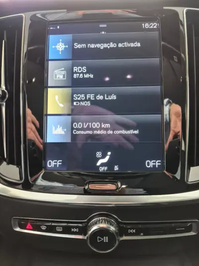 Volvo V60 2021 - 24990 EUR, 103413 km - AUTO.MOTO.pt - 103413km - foto 15 de 23