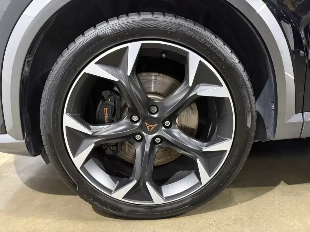 Cupra Formentor 2021 - 29900 EUR, 69200 km - AUTO.MOTO.pt - 69200km - foto 10 de 37