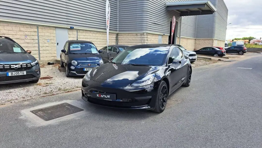 Tesla Model 3 2019 - 22500 EUR, 113000 km - 113000km - foto 10 de 53