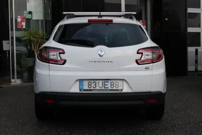 Renault Mégane Sport Tourer 2013 - 5900 EUR, 293129 km - AUTO.MOTO.pt - 293129km - foto 27 de 27