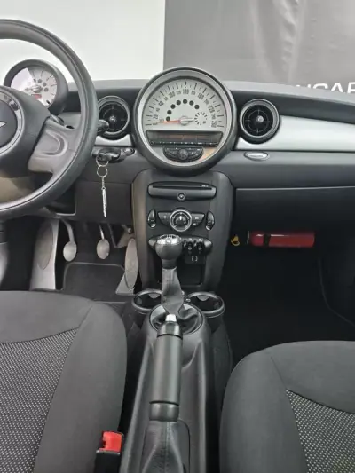 MINI 3 Portas 2011 - 10250 EUR, 190064 km - AUTO.MOTO.pt - 190064km - foto 5 de 15