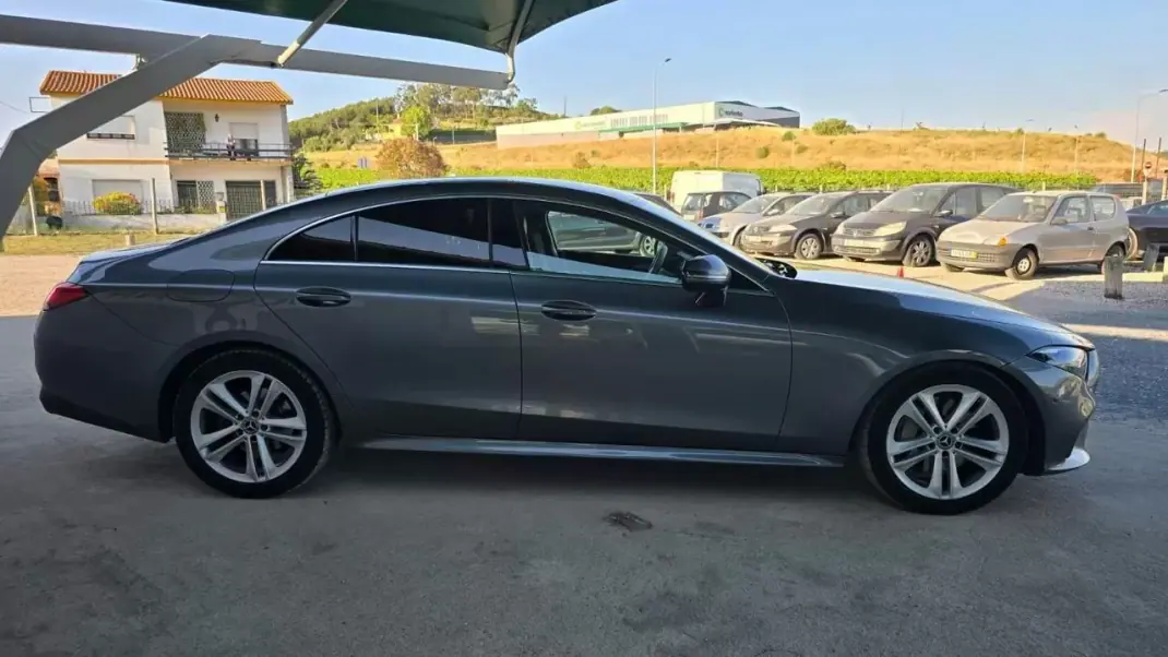 Mercedes-Benz CLS 300 2019 - 29900 EUR, 233849 km - 233849km - foto 7 de 22