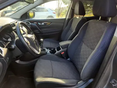 Nissan Qashqai 2014 - 13700 EUR, 150000 km - AUTO.MOTO.pt - 150000km - foto 11 de 25