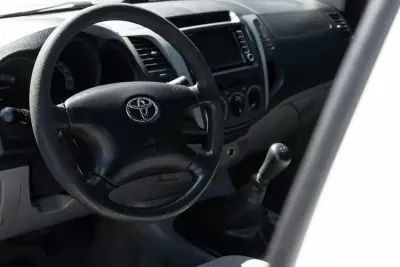 Toyota Hilux 2008 - 22900 EUR, 311707 km - AUTO.MOTO.pt - 311707km - foto 8 de 17