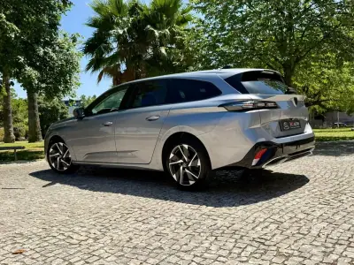Peugeot 308 SW 2022 - 15890 EUR, 71420 km - AUTO.MOTO.pt - 71420km - foto 10 de 39