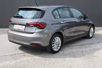 Fiat Tipo 2021 - 11900 EUR, 116480 km - AUTO.MOTO.pt - 116480km - foto 8 de 30