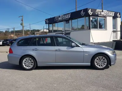 BMW 318 2011 - 10750 EUR, 300000 km - AUTO.MOTO.pt - 300000km - foto 6 de 42