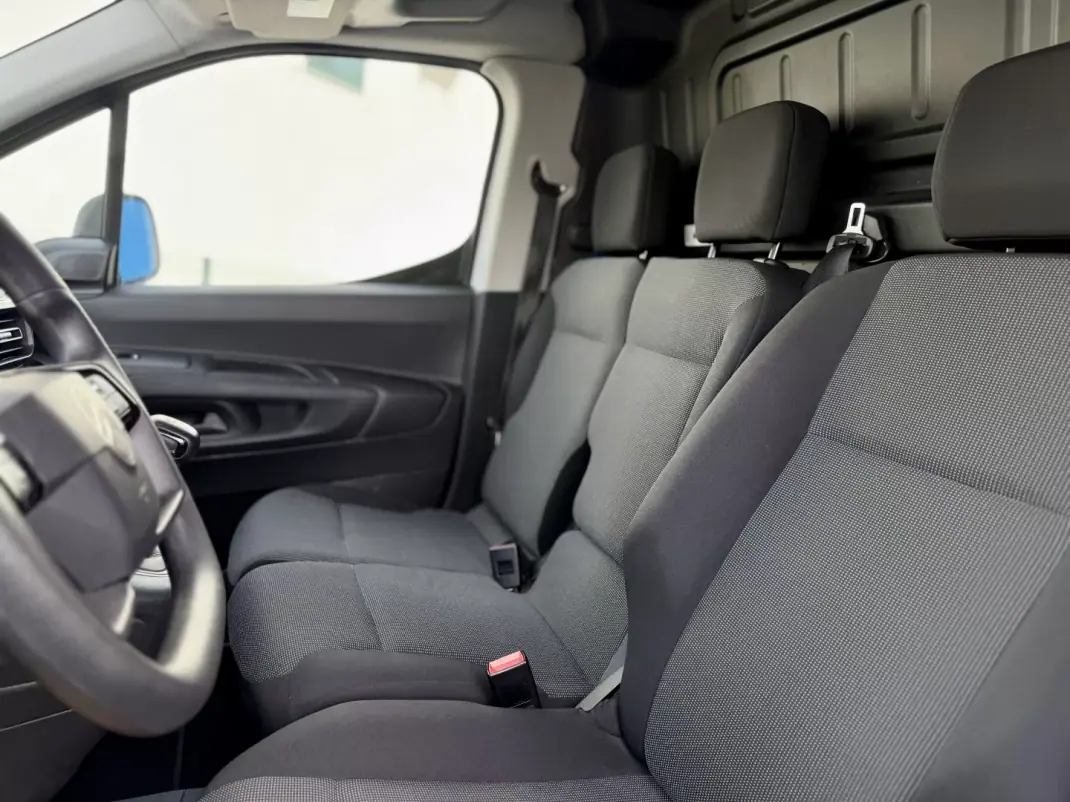 Citroën 2024 - 17950 EUR, 51000 km - AUTO.MOTO.pt - 51000km - foto 12 de 23