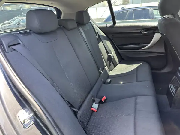 BMW 116 2012 - 10900 EUR, 245000 km - AUTO.MOTO.pt - 245000km - foto 48 de 51