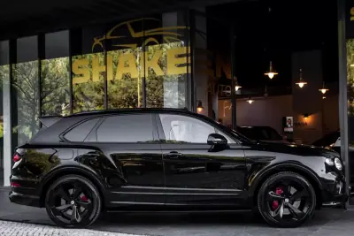 Bentley Bentayga 2022 - 230000 EUR, 70942 km - AUTO.MOTO.pt - 70942km - foto 5 de 57