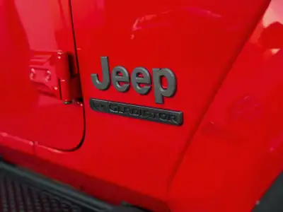 Jeep Gladiator 2021 - 68000 EUR, 63154 km - AUTO.MOTO.pt - 63154km - foto 8 de 16