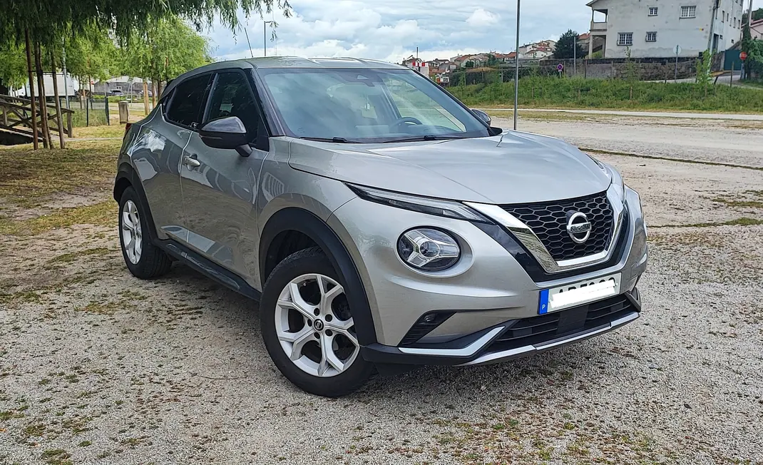 Nissan Juke 2020 - 15990 EUR, 75300 km - AUTO.MOTO.pt - 75300km - foto 4 de 30