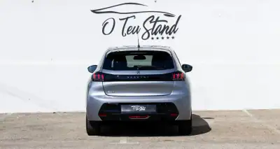 Peugeot 208 2023 - 16999 EUR, 96737 km - AUTO.MOTO.pt - 96737km - foto 4 de 34