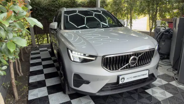 Volvo XC 40 2023 - 31500 EUR, 82000 km - AUTO.MOTO.pt - 82000km - foto 3 de 24