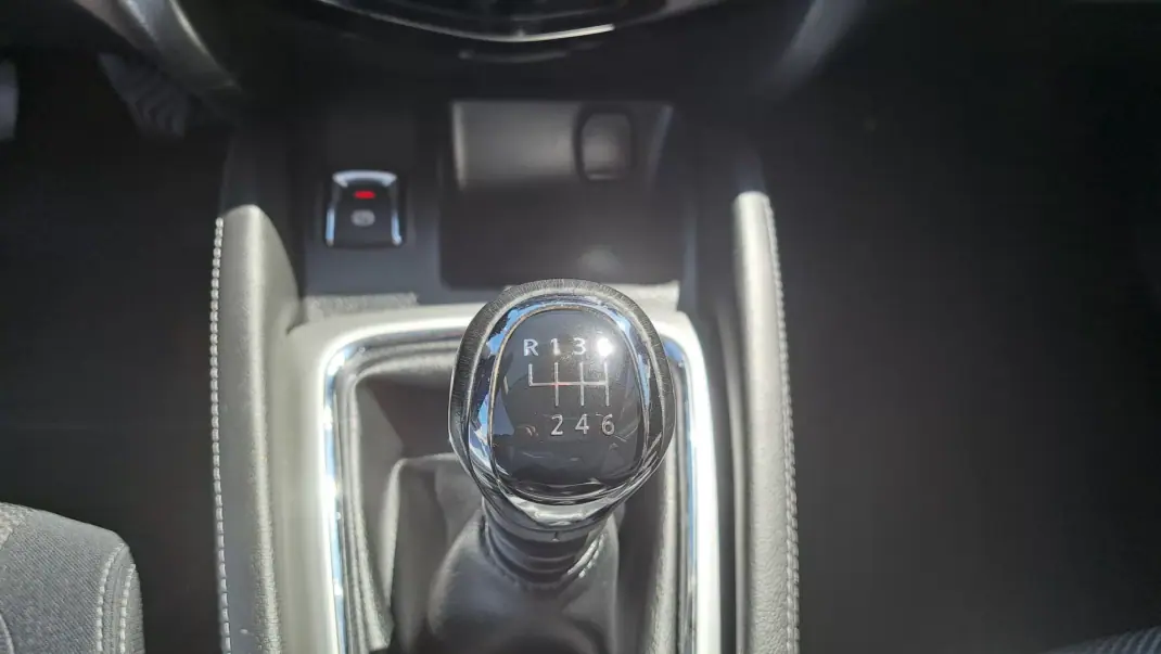 Nissan Qashqai 2014 - 12900 EUR, 133286 km - 133286km - foto 19 de 28