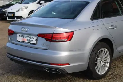 Audi A4 2019 - 19990 EUR, 168000 km - AUTO.MOTO.pt - 168000km - foto 11 de 31