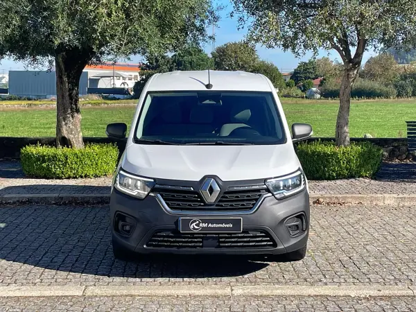 Renault Kangoo 2023 — foto 3 de 37