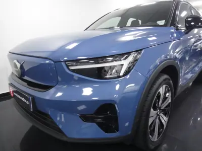 Volvo XC 40 2022 - 26990 EUR, 111000 km - AUTO.MOTO.pt - 111000km - foto 4 de 38