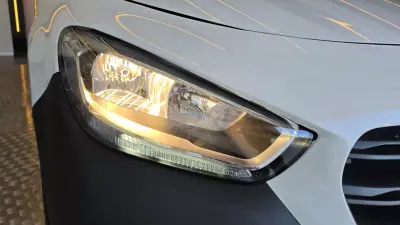 Mercedes-Benz Citan 2025 - 24950 EUR, 10603 km - AUTO.MOTO.pt - 10603km - foto 24 de 50