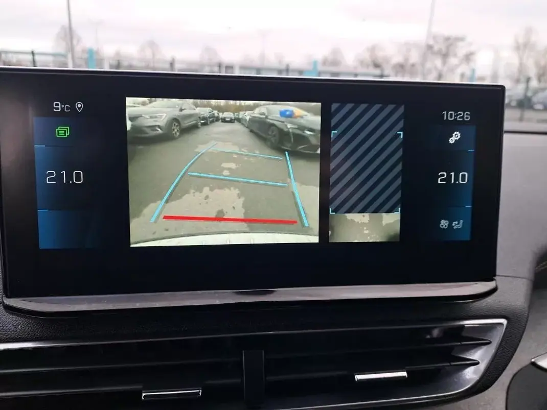 Peugeot 5008 2021 - 18450 EUR, 137129 km - AUTO.MOTO.pt - 137129km - foto 9 de 10