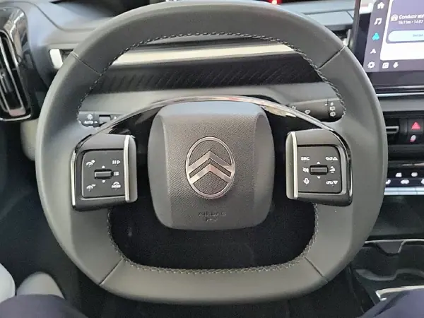 Citroën C3 2025 - 17400 EUR, 23306 km - AUTO.MOTO.pt - 23306km - foto 17 de 25
