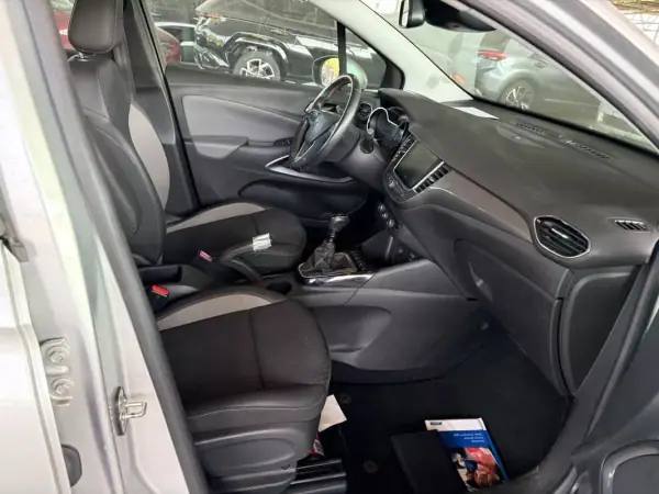 Opel Crossland 2019 - 11450 EUR, 68790 km - 68790km - foto 11 de 14