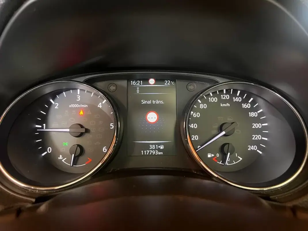 Nissan Qashqai 2017 - 14890 EUR, 117793 km - 117793km - foto 20 de 22