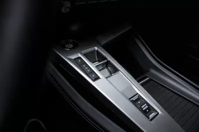 Peugeot 308 SW 2023 - 23790 EUR, 59725 km - AUTO.MOTO.pt - 59725km - foto 20 de 45