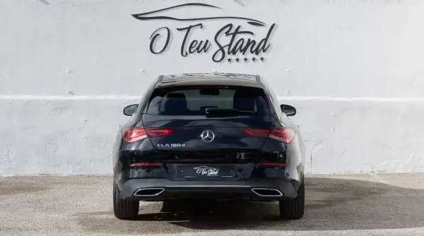 Mercedes-Benz CLA 180 2022 - 23500 EUR, 198000 km - AUTO.MOTO.pt - 198000km - foto 6 de 34