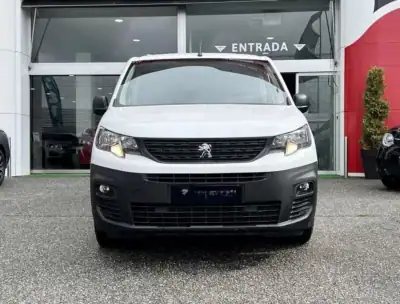 Peugeot Partner 1.5 BlueHDi Pro Standard 2021 - 14900 EUR, 62468 km - AUTO.MOTO.pt - 62468km - foto 13 de 14