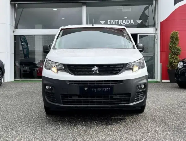 Peugeot Partner 1.5 BlueHDi Pro Standard 2021 - 14900 EUR, 62468 km - AUTO.MOTO.pt - 62468km - foto 13 de 14