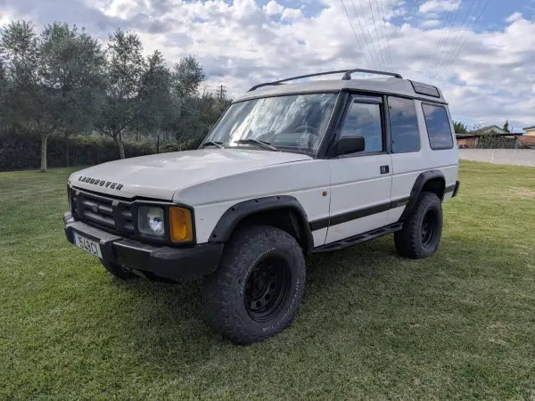 Land Rover Discovery 2.5 TDi 1995 Diesel — 330 000 km · Bragança Land Rover Discovery 1995