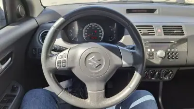 Suzuki Swift 2008 - 6480 EUR, 165747 km - AUTO.MOTO.pt - 165747km - foto 31 de 39
