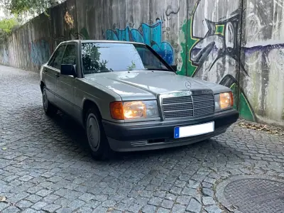 Mercedes-Benz 190 1993 - 14900 EUR, 41200 km - 41200km - foto 31 de 40