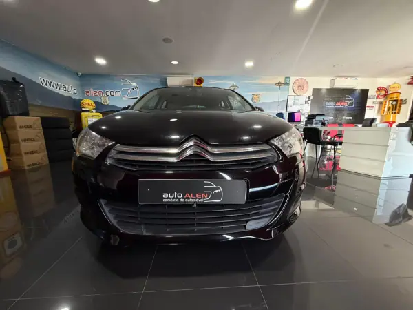 Citroën C4 2015 - 11950 EUR, 139224 km - AUTO.MOTO.pt - 139224km - foto 2 de 17