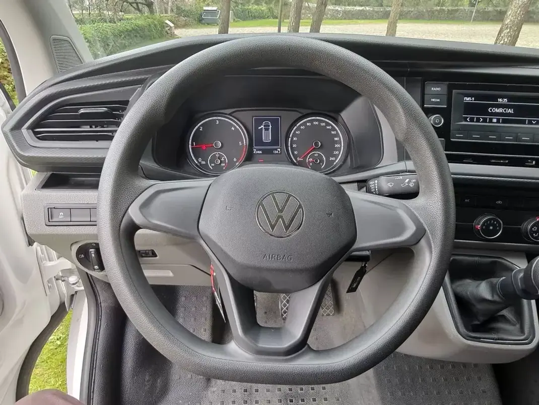 VW T6 TRANSPORTER 2.0 TDI KASTEN/ 3 LUGARES/ IVA DEDUTIVEL 2023 - 27490 EUR, 43500 km - AUTO.MOTO.pt - 43500km - foto 23 de 28