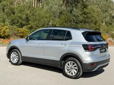Volkswagen T-Cross 2023 - 14500 EUR, 149093 km - AUTO.MOTO.pt - 149093km - foto 12 de 24